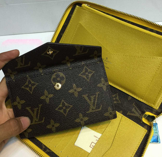 พร้อมส่ง กระเป๋าสตางค์ lv daily organizer มีหลายสี