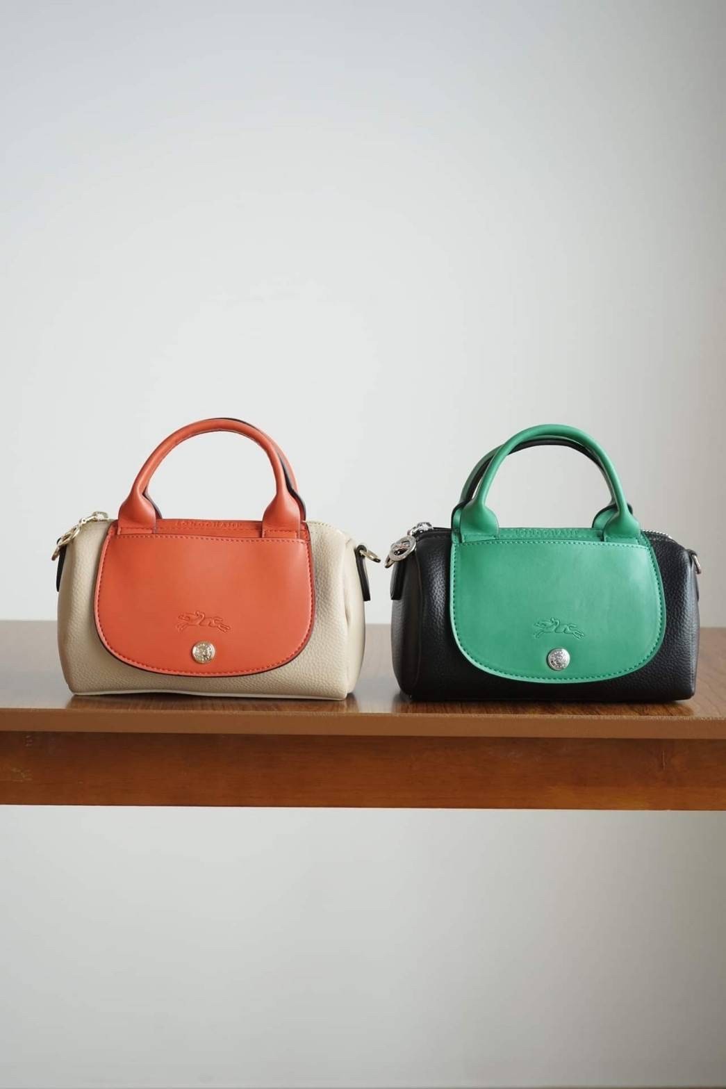Longchamp le pliage xtra XS leather crossbody bag (แอดไลน์ก่อนสั่งซื้อ)