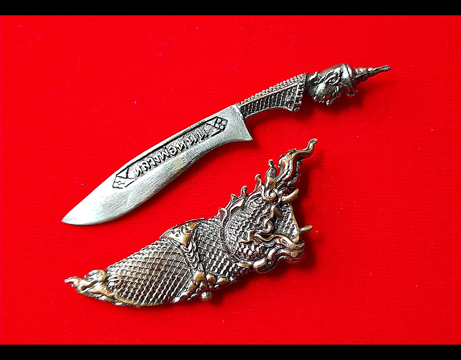 มีดหมอท้าววิรูปักษ์ (ท้าววิรูปักษ์ เทวดาผู้เป็นใหญปกครองพญานาค) หล่อนำฤกษ์ เนื้อสัตตะโลหะ (พิเศษ(เฉพาะหล่อนำฤกษ์)) ปี2564 #รับประกันแท้ - หลวงพ่อหนุน วัดพุทธโมกข์