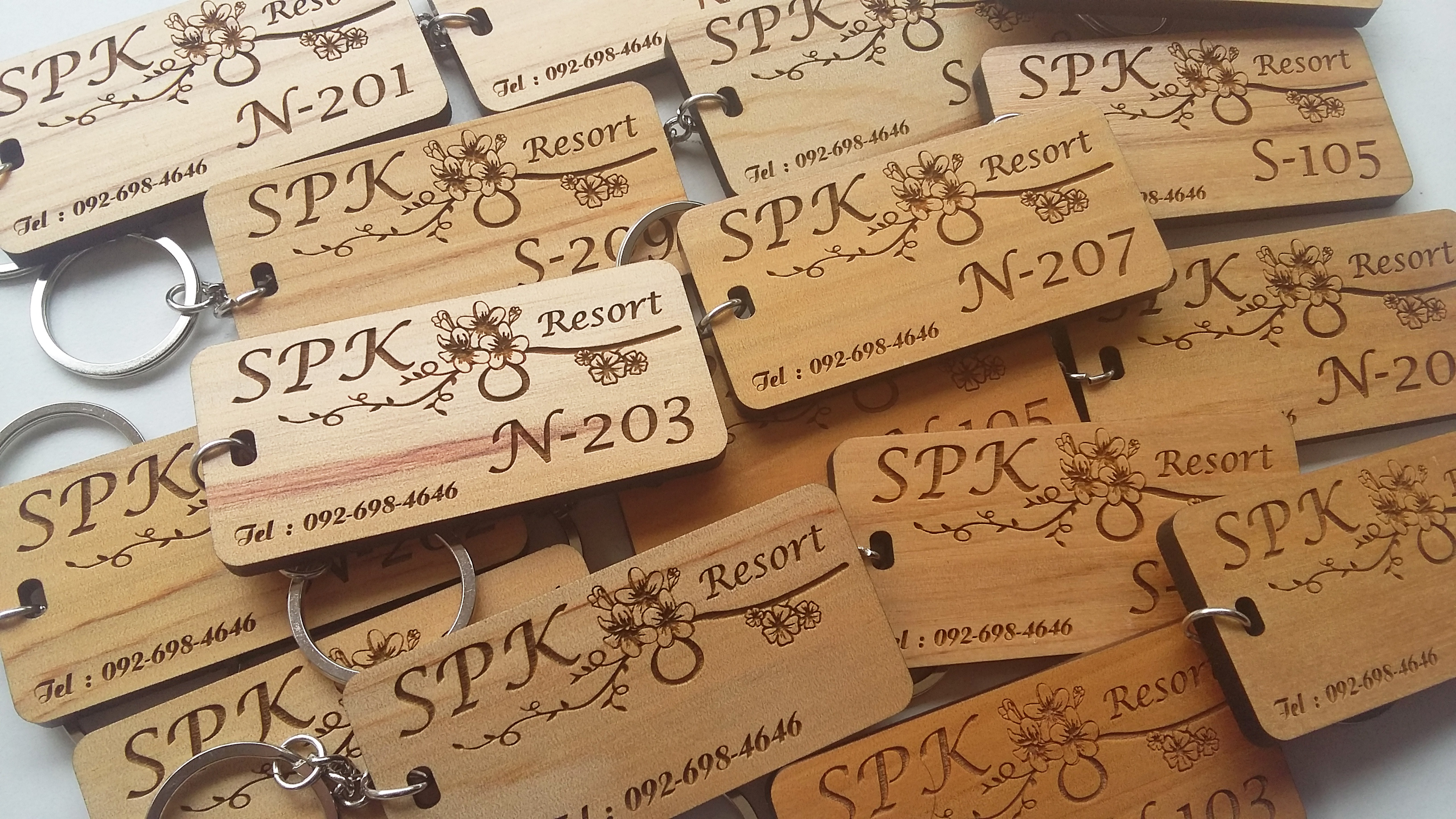 พวงกุญแจไม้ พวงกุญแจรีสอร์ท - SPK Resort จ.ชลบุรี