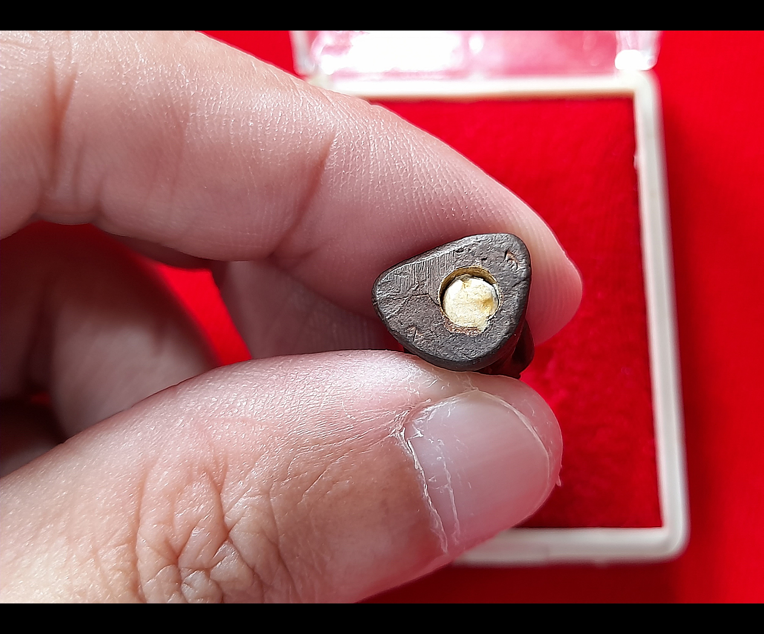 กุมารทองเทพ กวัก คาดสร้อยสังวาน ถือแก้วสารพัดนึก เนื้อโลหะ ฐานอุดบรรจุพรายกุมารหลวงปู่ทิม รุ่นแรก (ฐานตอกโค็ด) ปี2540 #รับประกันแท้และทัน - หลวงพ่อยงยุทธ วัดเขาไม้แดง #รับประกันแท้และทัน