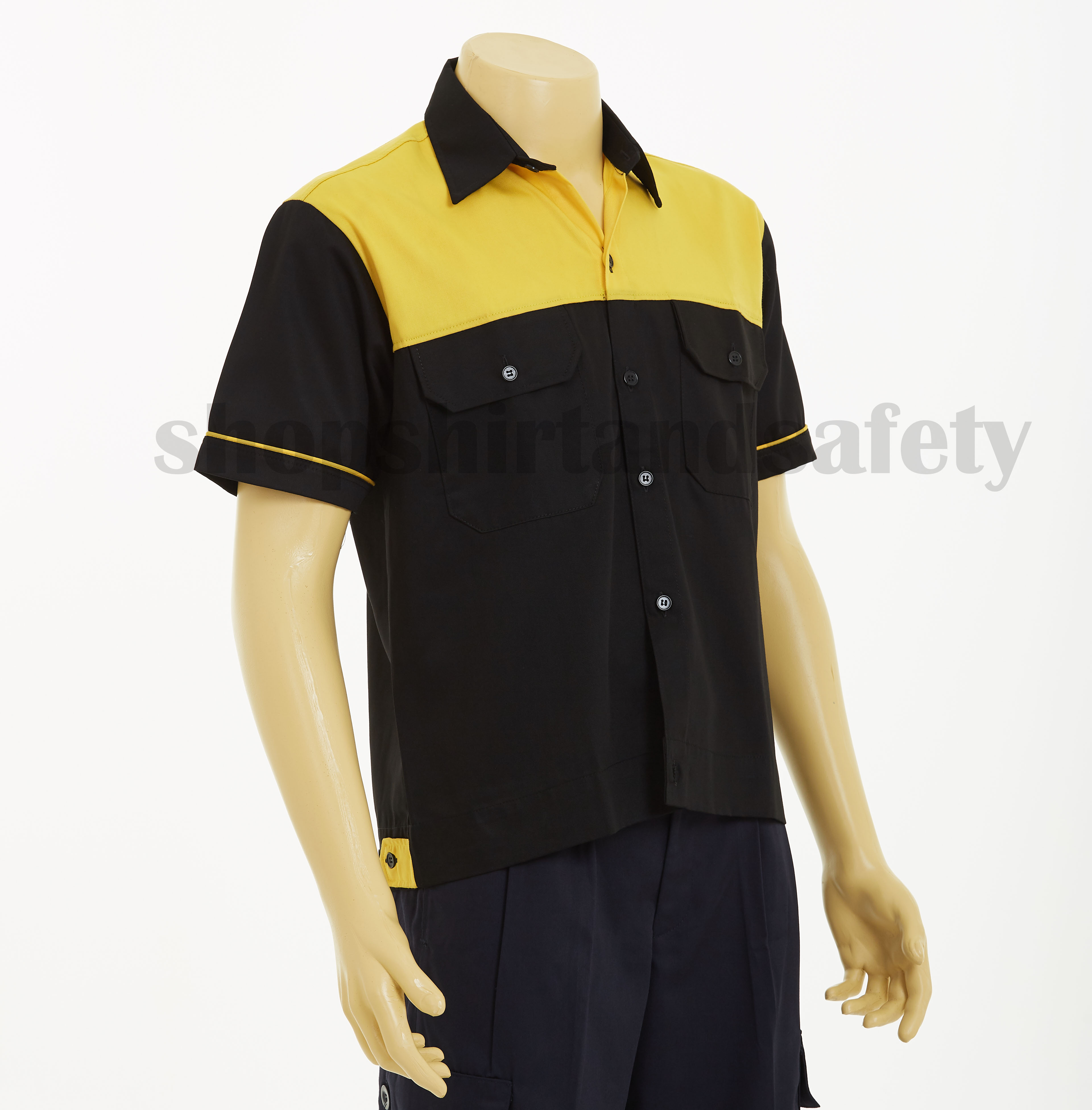 เสื้อช็อปแขนสั้นแบบดำอกเหลือง