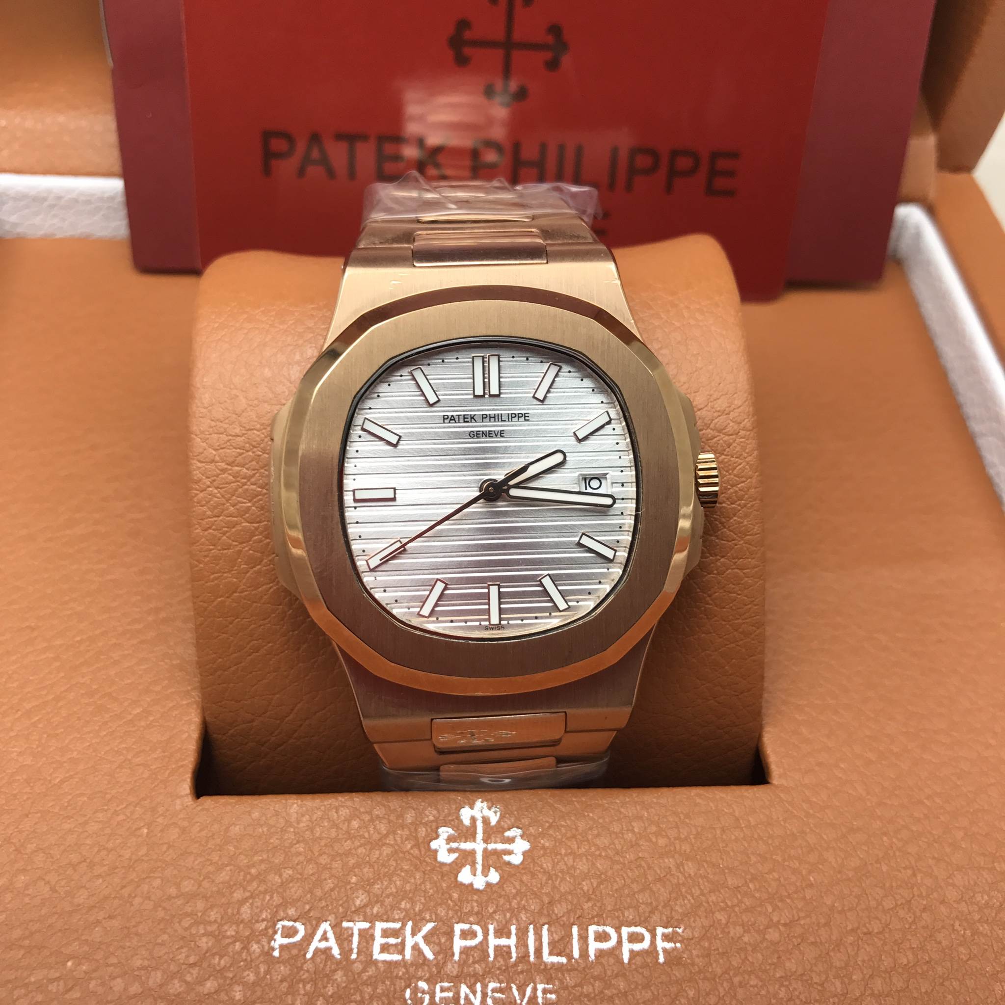 นาฬิกา Patek Philippe Rose Gold Ladies' Nautilus