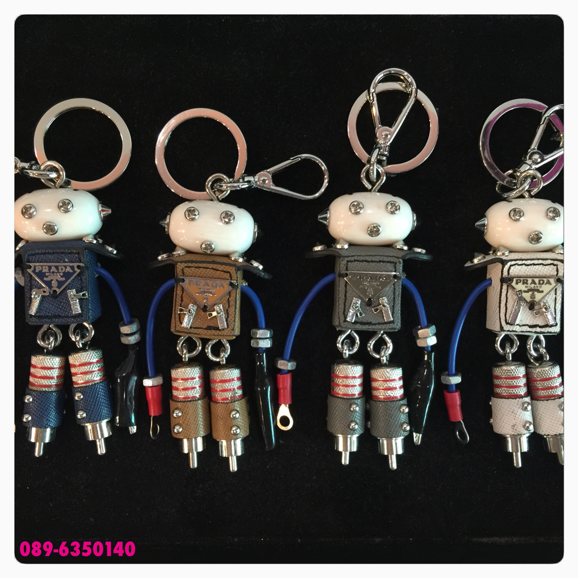 พวงกุญแจPRADA ROBOT