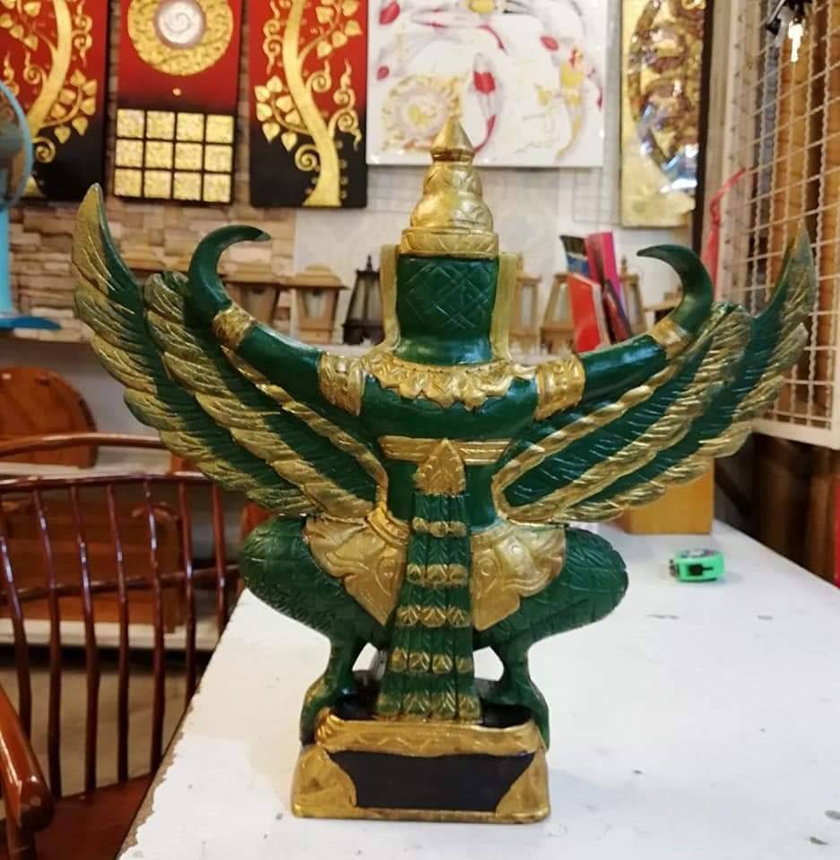 พญาครุฑ งานฝีมือ แกะสลักจากไม้สัก (14×14นิ้ว)