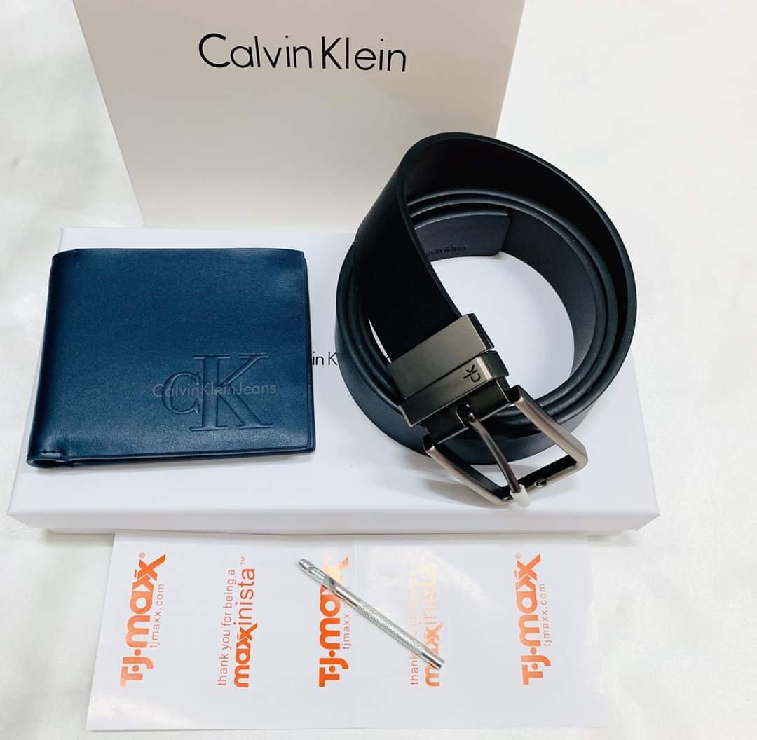 cavinklein เซ็ทกระเป๋าสตางค์ + เข็มขัด Coach Mini Signature (แอดไลน์ก่อนชำระเงิน)