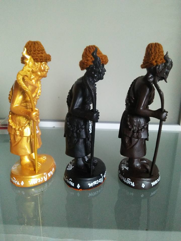 รูปหล่อ หลวงปู่หมุน วัดบ้านจาน (ขนาด6.5นิ้ว) เนื้อแร่เหล็กน้ำพี้ รุ่นปัญจะเศรษฐี ปี2560 #รับประกันแท้