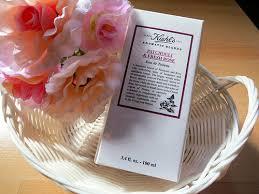 (Limeted Editiion ลดมากกว่า 35%) Kiehl's Aromatic Blends Patchouli & Fresh Rose 100 mL น้ำหอมกลิ่นสุดพิเศษที่จัดทำขึ้นแบบลิมิเตด ให้กลิ่นสะอาด สดชื่น