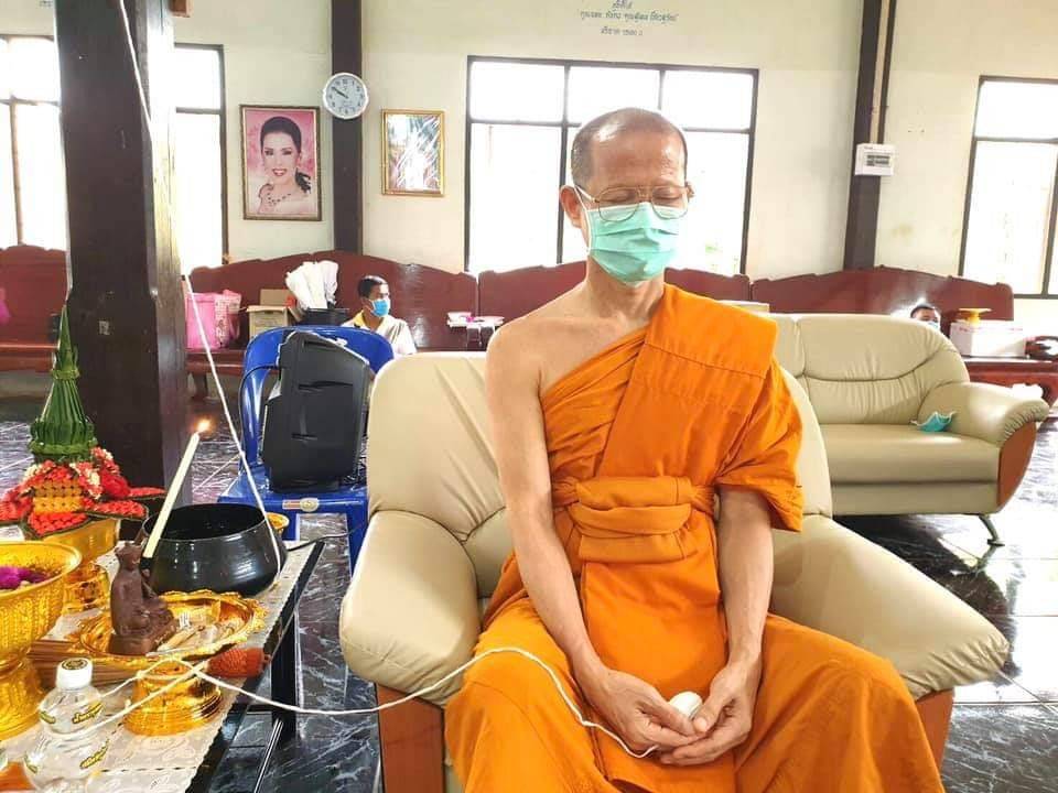 ลูกอมหนุนดวง เนื้อผงพุทธคุณ ตอกโค็ด8