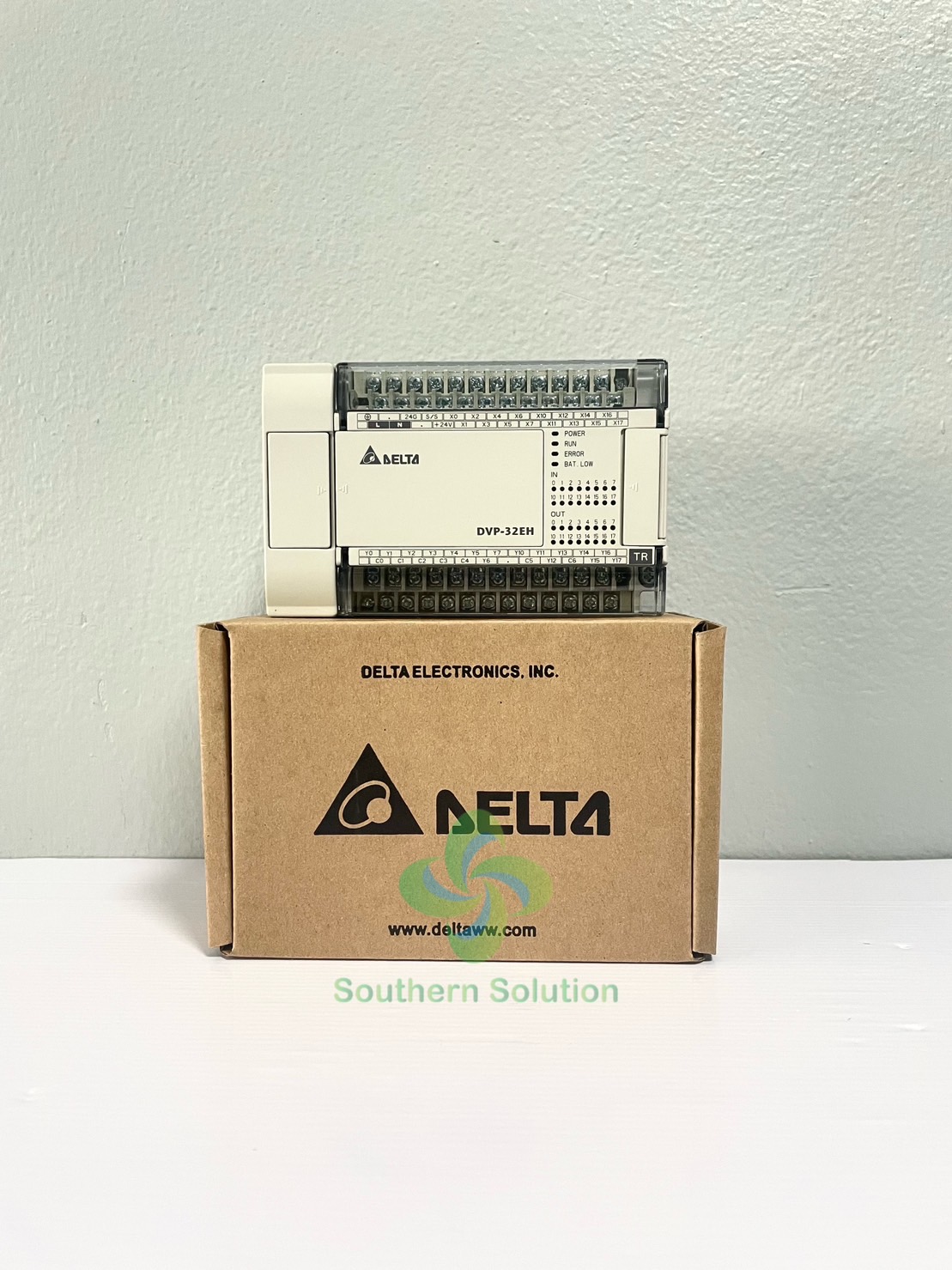 Delta PLC DVP Series Model:DVP32EH00T3 16DI/16DO 220V (Transistor)