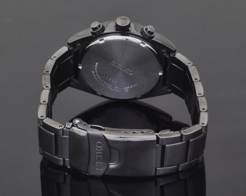 Seiko Men'sSports Black Chronograph Dial Watch SNN237P1