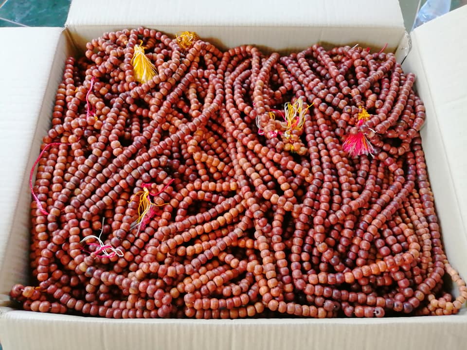 ประคำ สร้อยคอ ไม้สัก (ขายปลีก ขายส่ง) (ขนาด8มิลิเมตร​ 108เม็ด​​ ยาว​ 42ซม)