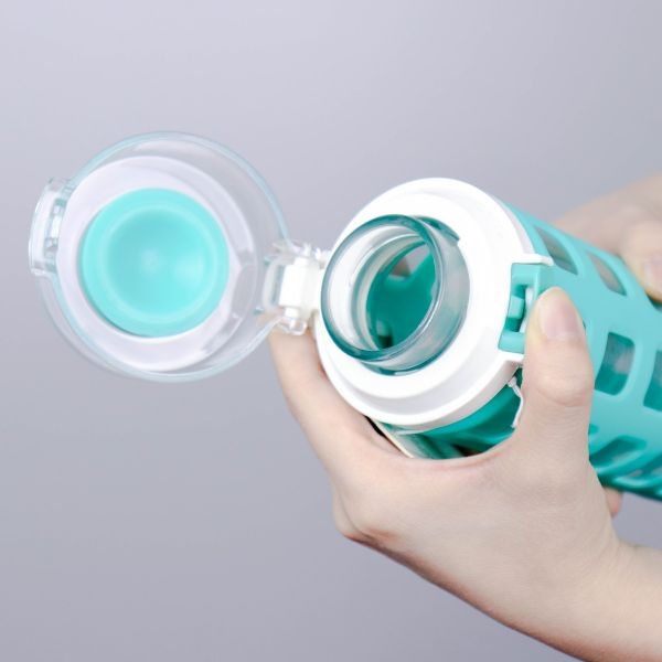 P10630 กระบอกน้ำ อย่างดี พรีเมี่ยม (7*7*25 cm) No.5287 ราคาส่งต่อ 6 ใบ: 300 บ/ใบ