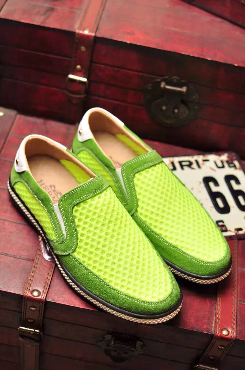 รองเท้า hm leather size 38-44 มี 5 สี เขียว เขียวลายฟ้า น้ำตาล ฟ้า ดำ code v0004175