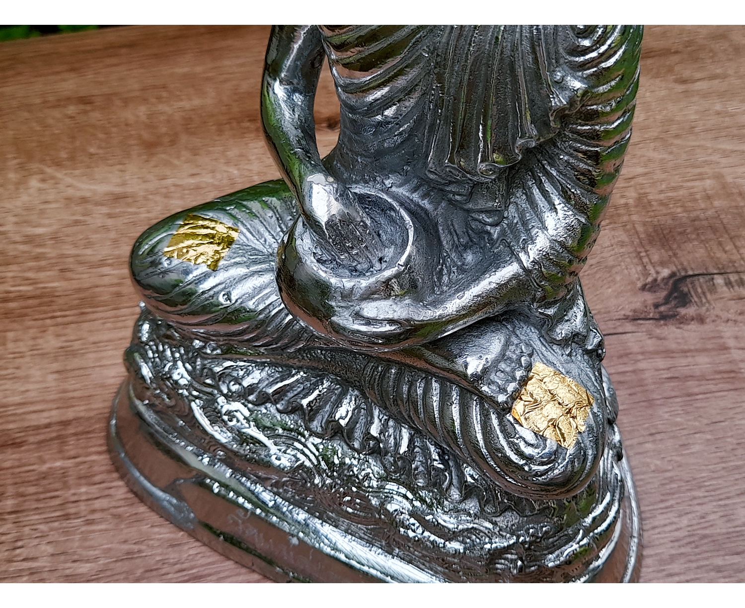 รูปหล่อ พระอุปคุต มหาลาภ ปราบมาร เนื้อโลหะแร่เงินยวง ปิดทอง4จุด ปี2549 (ขนาดตั้งบูชา หน้าตัก5นิ้ว สูง8นิ้ว) - หลวงพ่อวิชัย วัดแม่สะลาบ #รับประกันแท้ (#ปลุกเสกเข้าพิธีดีๆหลายพิธี ระยะเวลาเกือบ10ปี)