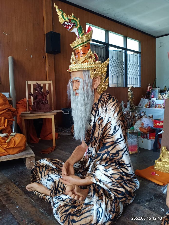 รูปหล่อ พ่อแก่ พ่อปู่ฤาษี (สัดส่วน ขนาดใหญ่ ขนาดเท่าคนจริง) เนื้อไฟเบอร์ผสม - (งานสั่งทำ PreOder 10-14วัน) (ขนาดโดยประมาณ หน้าตัก65ซม สูง120ซม)