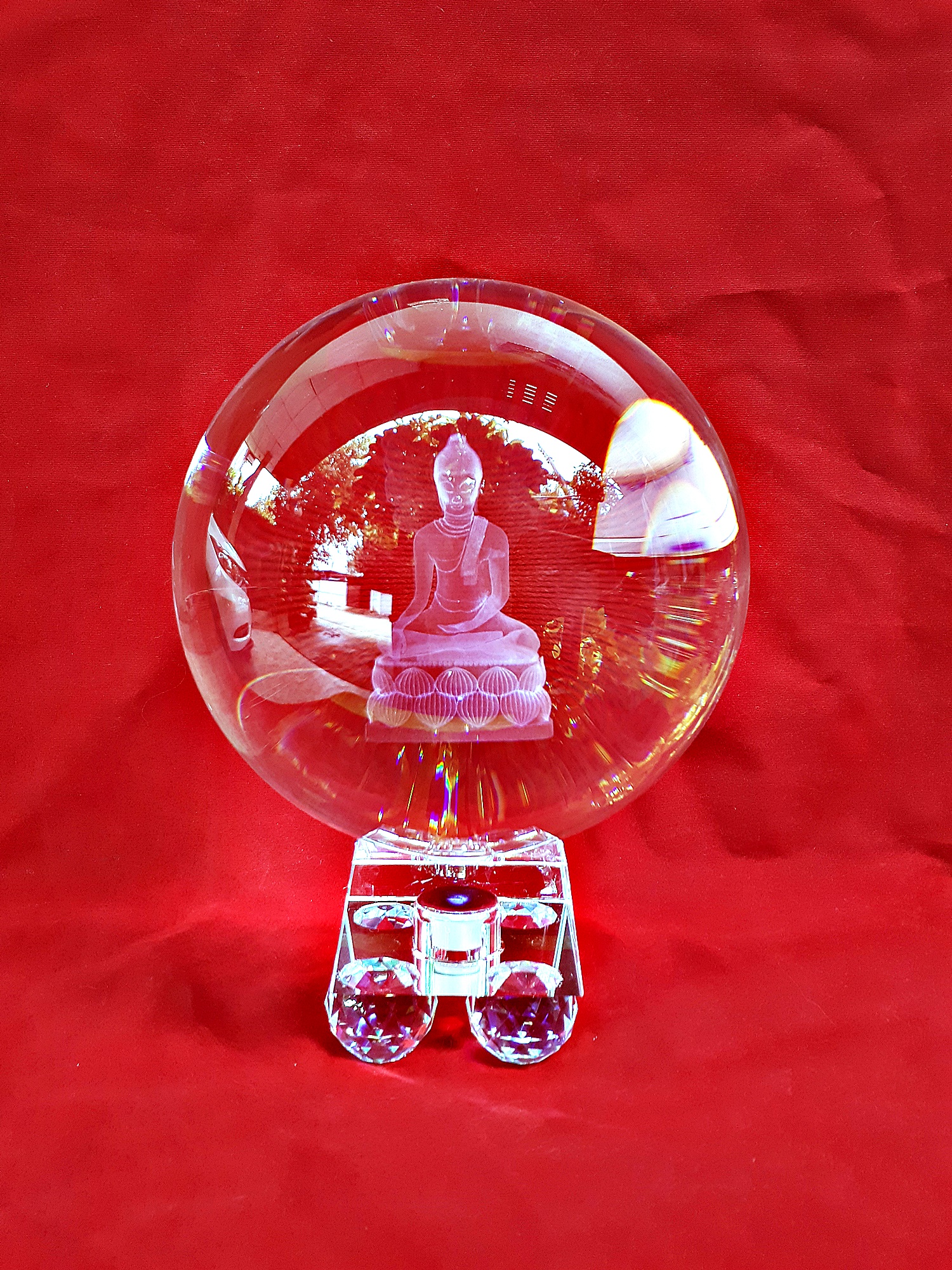 ลูกแก้ว ลาย พระพุทธรูป 3 มิติ ขนาด 8นิ้ว (20ซม.) พร้อมฐานไม้รองวาง