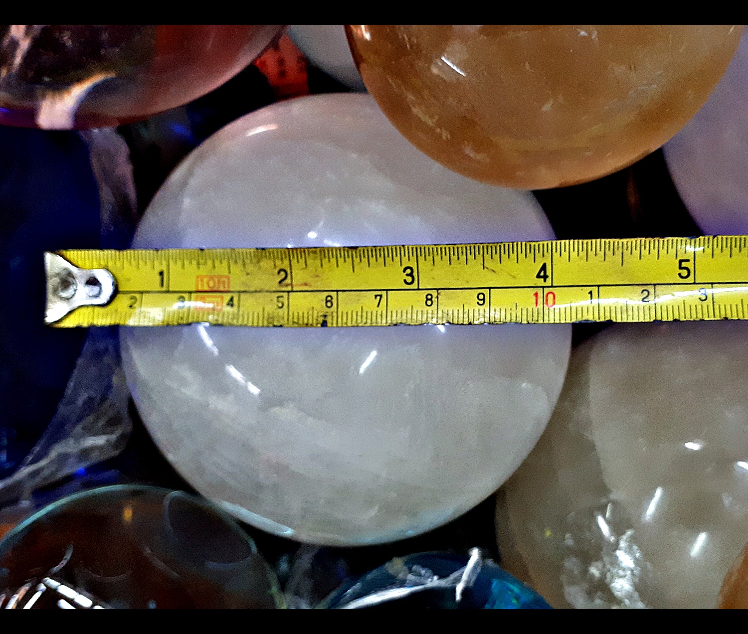 ลูกแก้ว หิน สีขาว ขนาด 4นิ้ว (11ซม)