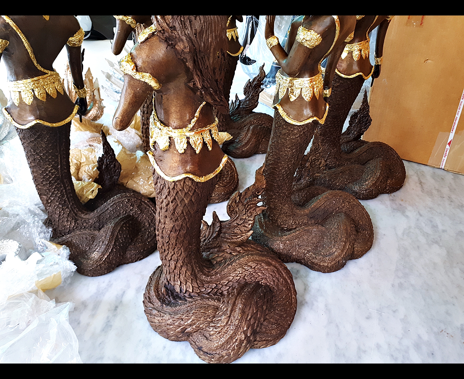 รูปหล่อ พญานาคราช (ท่านปู่นาคา-ศรีสุทโธ ท่านยานาคี-ศรีปทุมวัน) พญานาคปรก 9ตน 9เศียร โลหะทองเหลืองรมดำปิดทอง (ขนาดบูชา องค์ขนาดใหญ่ สูง 25นิ้ว) (ขายปลีก ขายส่ง)