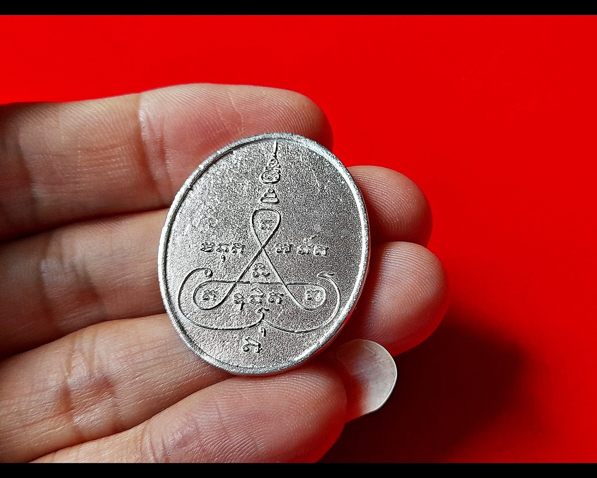 เหรียญ ท้าวเวสสุวรรณ 6กร เนื้อเงินแท้ ปี2564 (หล่อโบราณ) #รับประกันแท้