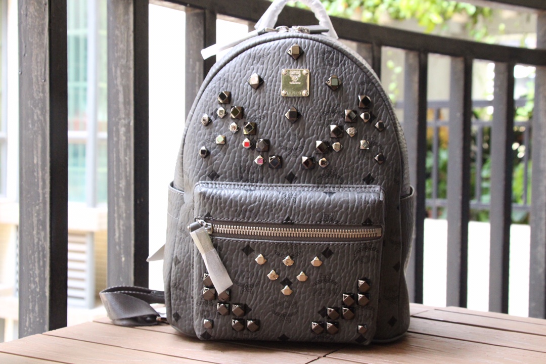 กระเป๋าเป้ mcm backpack size S M L