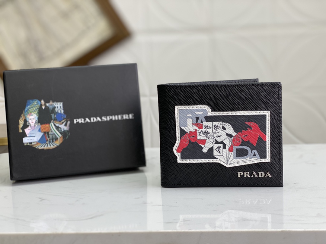 กระเป๋าสตางค์ pd saffiano short wallet ผู้ชาย ใบสั้น สีดำ มีหลายลายกดดูเพิ่ม