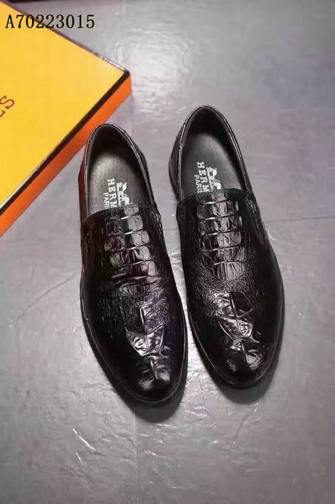 hm men แบบอีกเยอะกดดูด้านในค่ะ size 38-44 ,45-46 มีบางแบบ