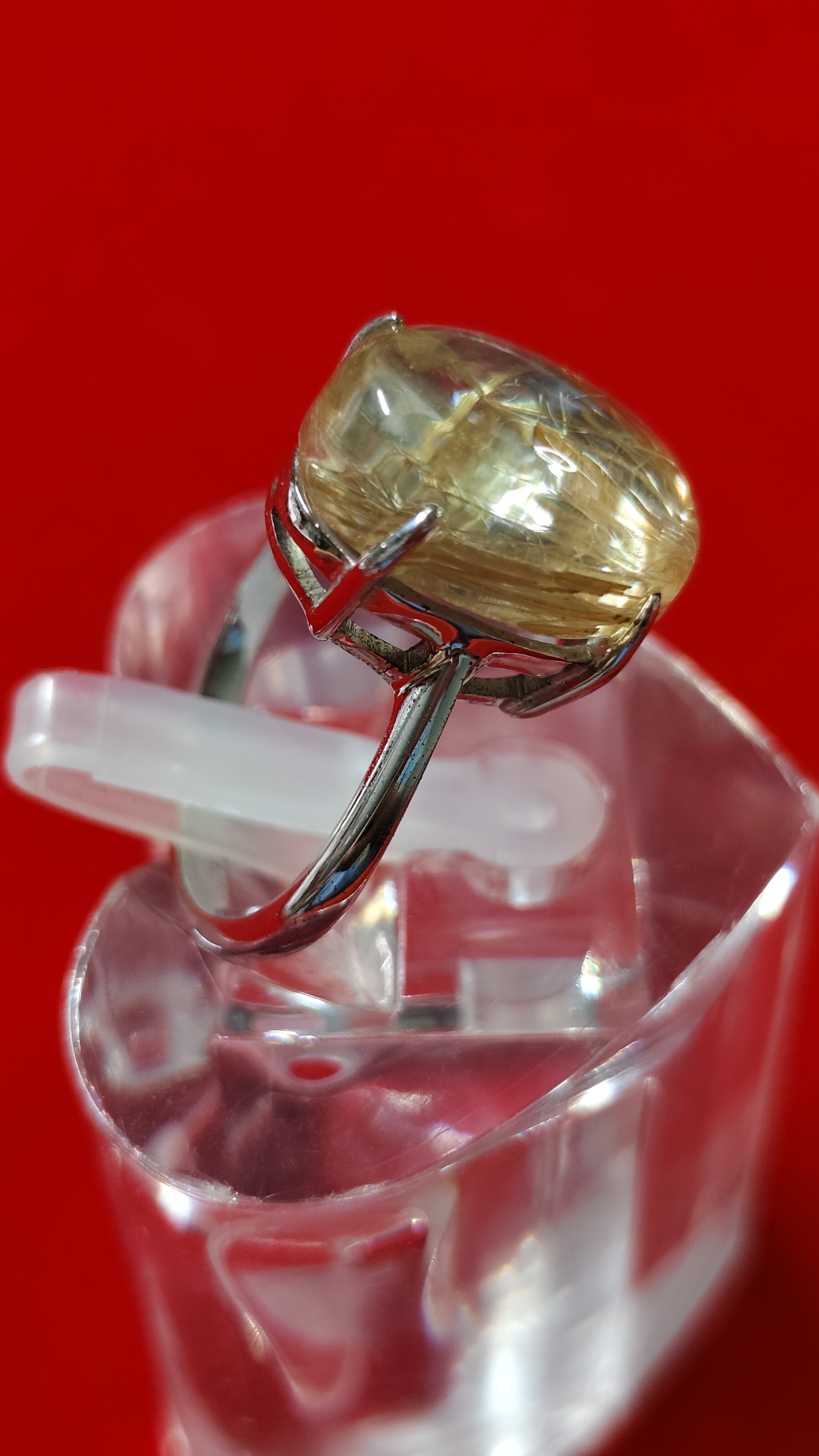 แหวนแก้วไหมทองตัวเรือนเงินแท้