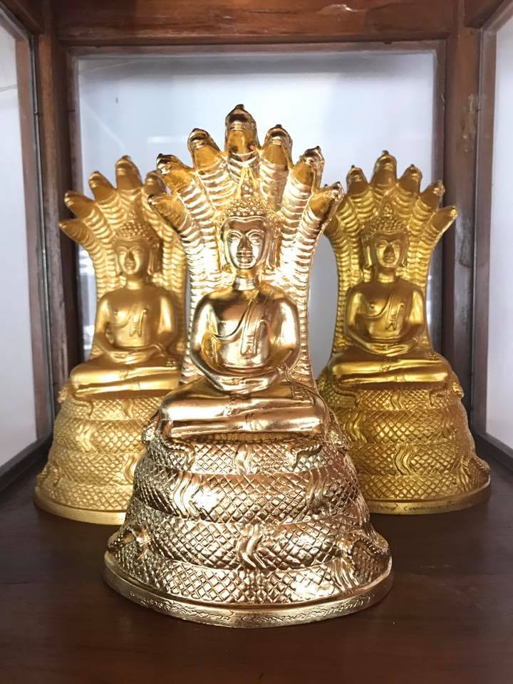 หลวงพ่อเจ็ดกษัตริย์ พระพุทธสิริสัตตราช ( พระบูชา ขนาดหน้าตัก 3 นิ้ว เนื้อโลหะชนวน ปิดทองคำแท้ )