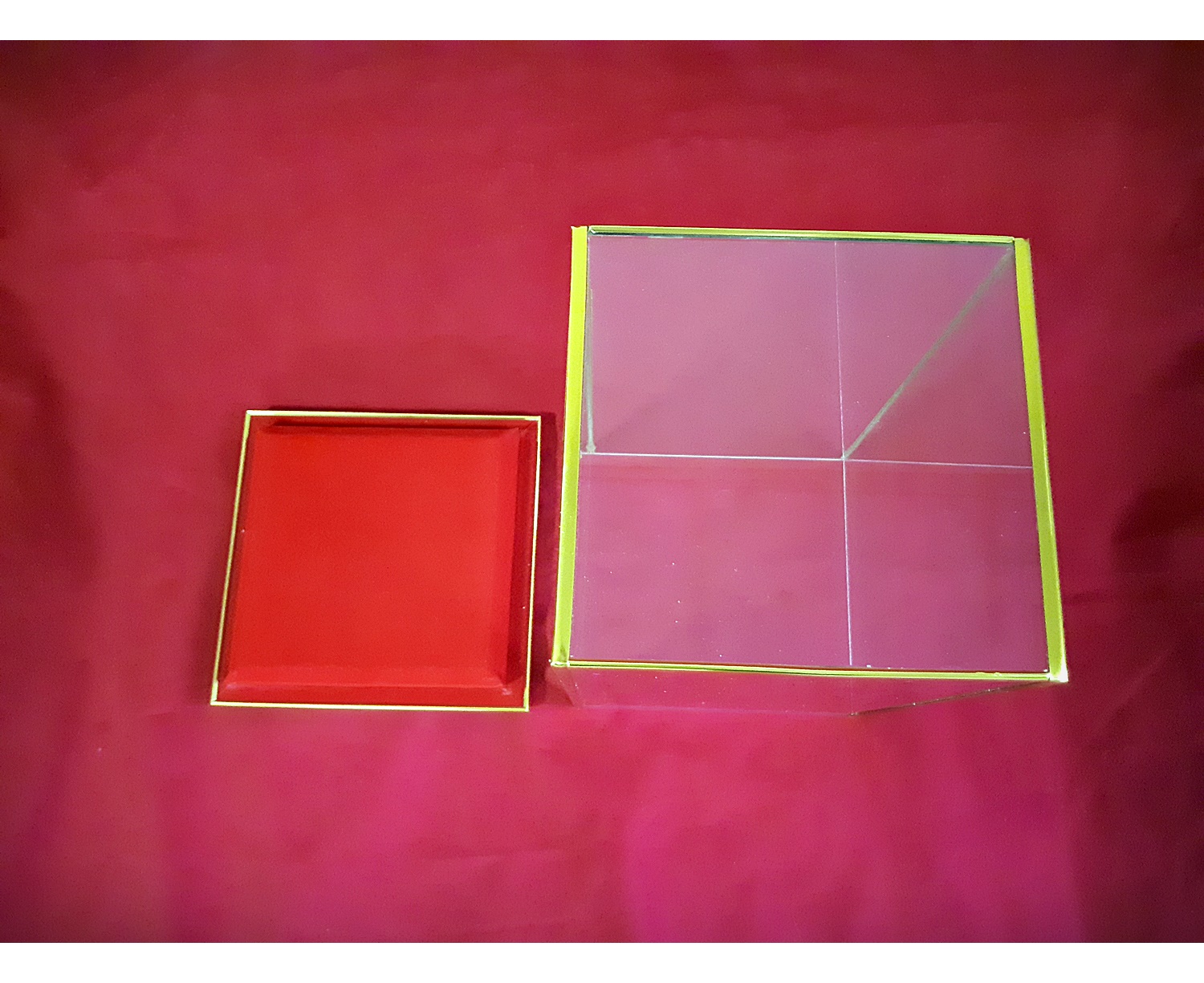 ตู้ครอบแก้วกระจก ทรงสี่เหลี่ยม ครอบใส่ พระพุทธรูป วัตถุมงคล หน้าตัก5นิ้ว (ราคา ขายปลีก ขายส่ง)