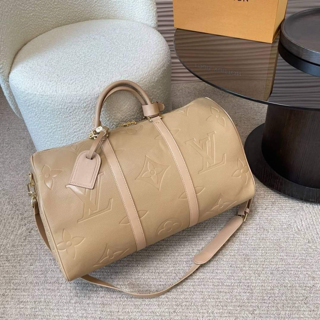 LV KEEPALL กระเป๋าเดินทางใบใหญ่ (แอดไลน์ก่อนสั่งซื้อ)