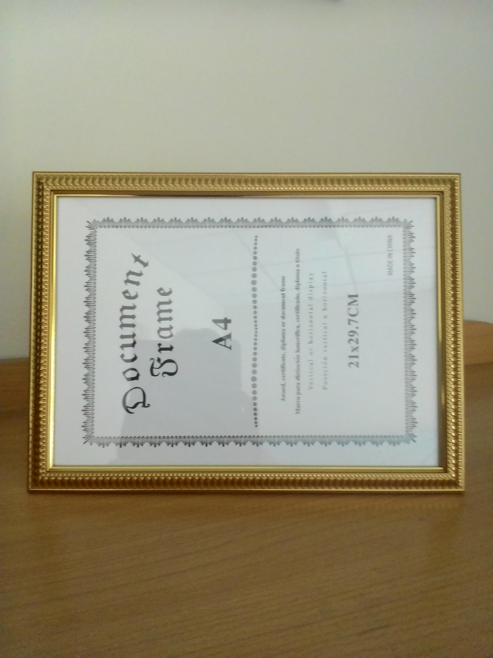 กรอบใส่รูปขนาดA4กรอบทอง