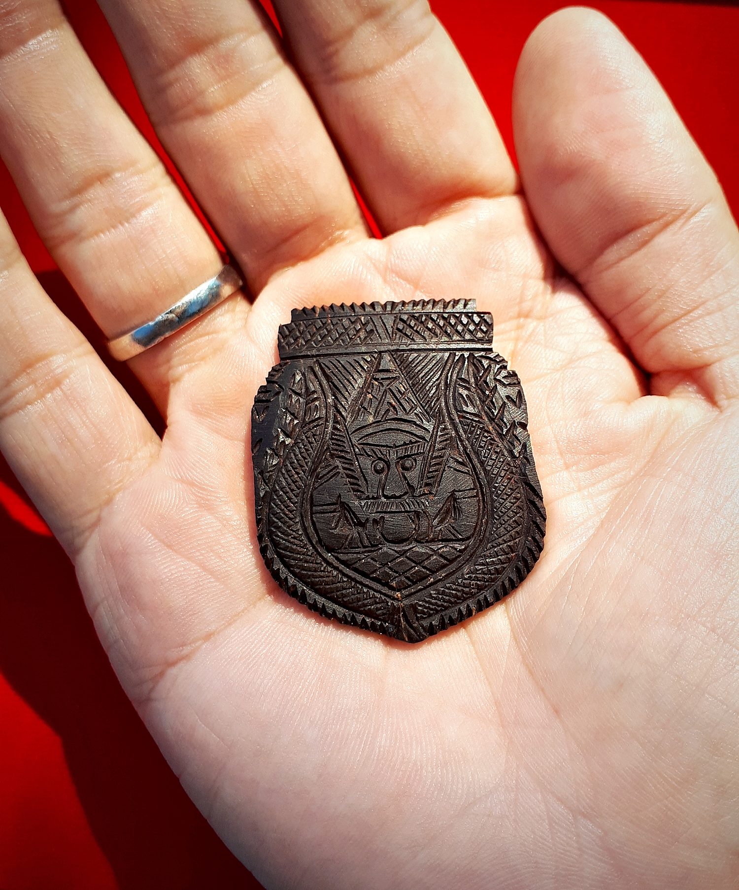 ราหู กะลาตาเดียวแกะ (พิมพ์ใหญ่) (พลิกชีวิตหนุนเสริมค้ำดวงชะตา ตัดเคราะห์ กลับร้ายกลายเป็นดี) ปี2561 - หลวงพี่เก่ง วัดท่าเสา