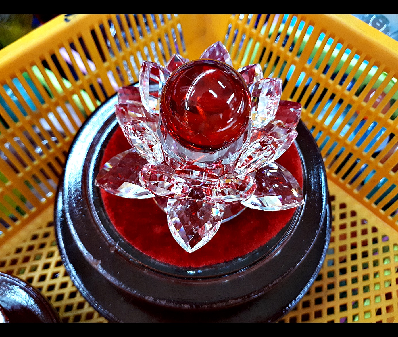 ฐานวางลูกแล้ว ขาตั้งที่วางลูกแก้ว ฐานคริสตัลกลีบดอกบัว2ชั้น คละสีต่างๆ หลากสี หลายขนาด (ขายปลีก ขายส่ง)