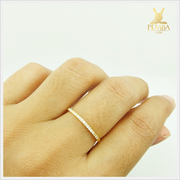 แหวนเพชรแท้ เล็กๆ แต่สวยเก๋ใส่ติดนิ้วทุกโอกาส (สามารถสั่งทำได้ค่ะ)