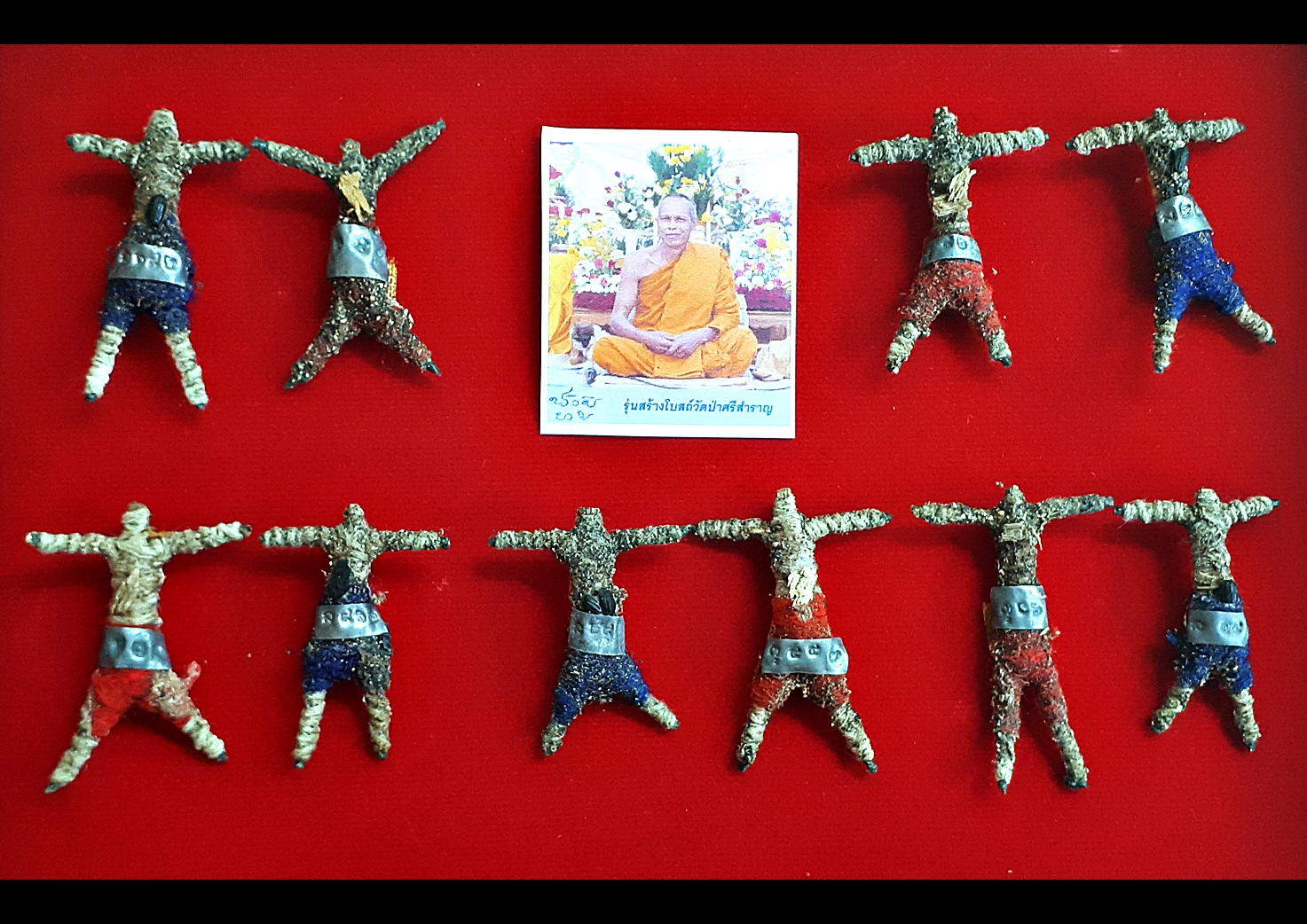 หุ่นพยนต์ (สีแดง สีน้ำเงิน) รุ่น 2 (รุ่นสร้างโบสถ์) ปี 2560 หลวงพ่อหนุน วัดพุทธโมกข์