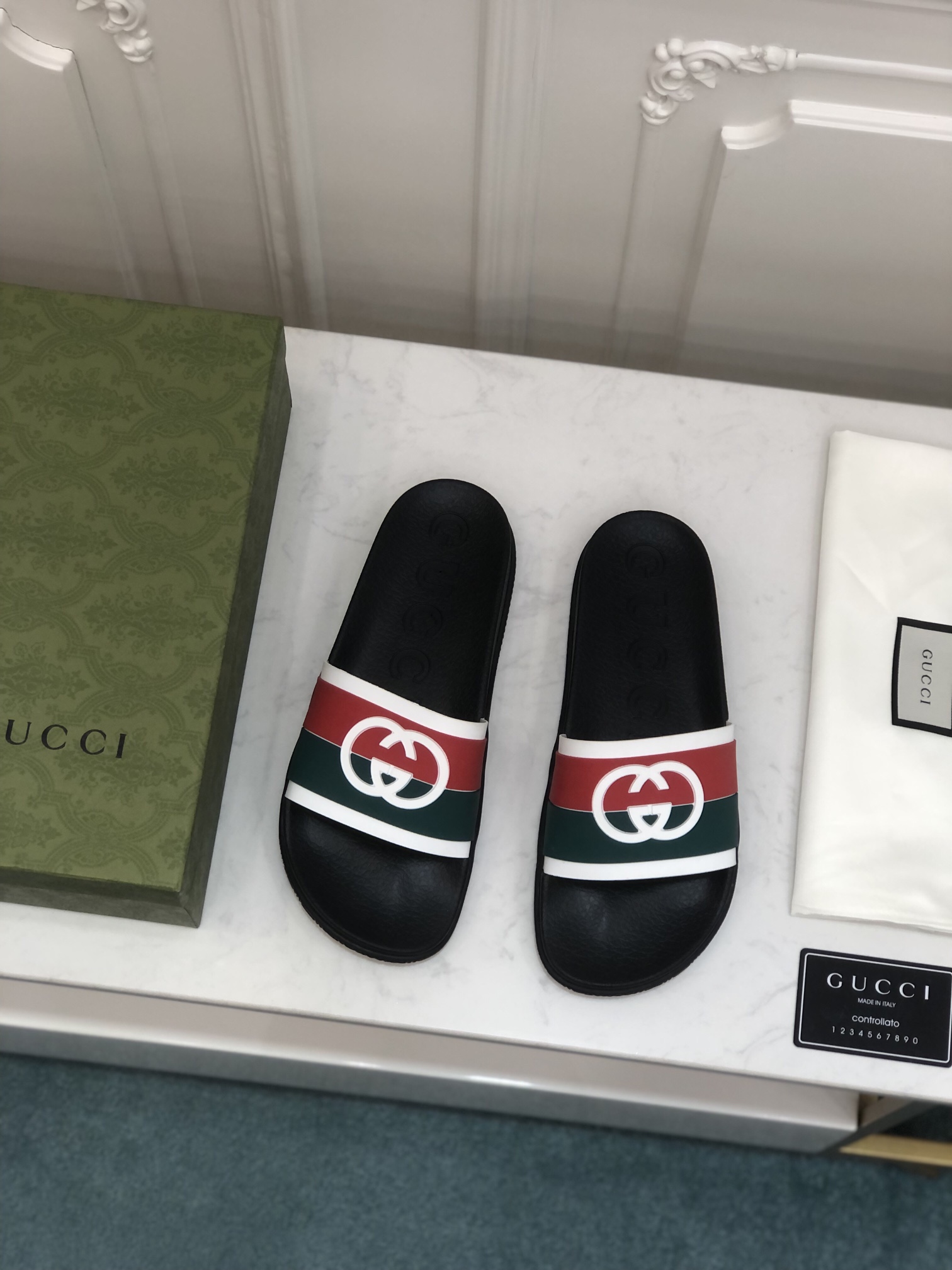 รองเท้าแตะ gc men slippers ชาย 38-45 แบบอีกเยอะกดดูด้านใน