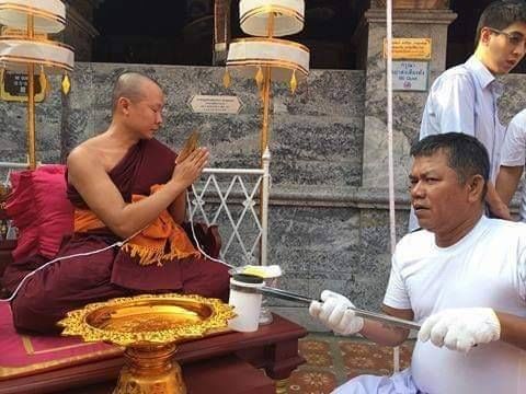 พระกริ่ง ทรงเครื่อง จักรพรรดิ ล้านนา รุ่นแรก เนื้อนวะโลหะ แก่ทองคำ ปี2559 #รับประกันแท้