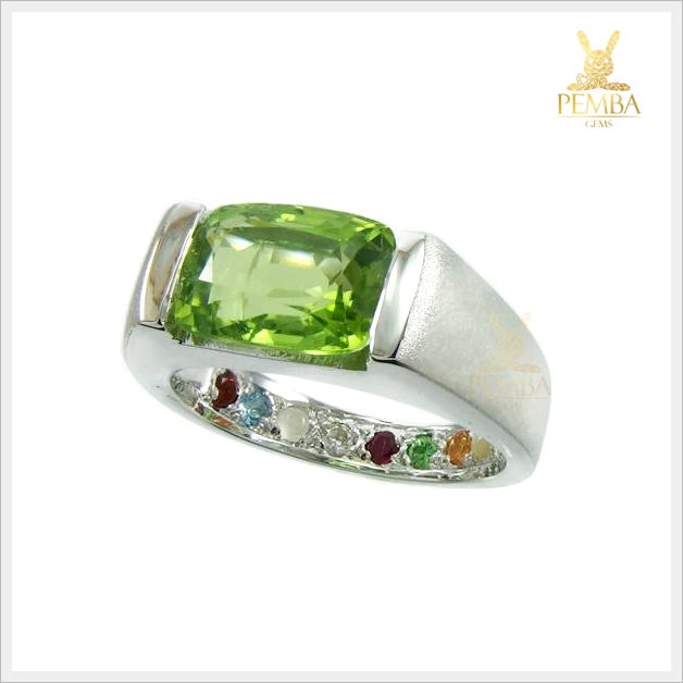 แหวนเพริดอต ฝังพลอยนพเก้า เงินแท้925 ชุบทองคำขาว แหวนพลอยแท้