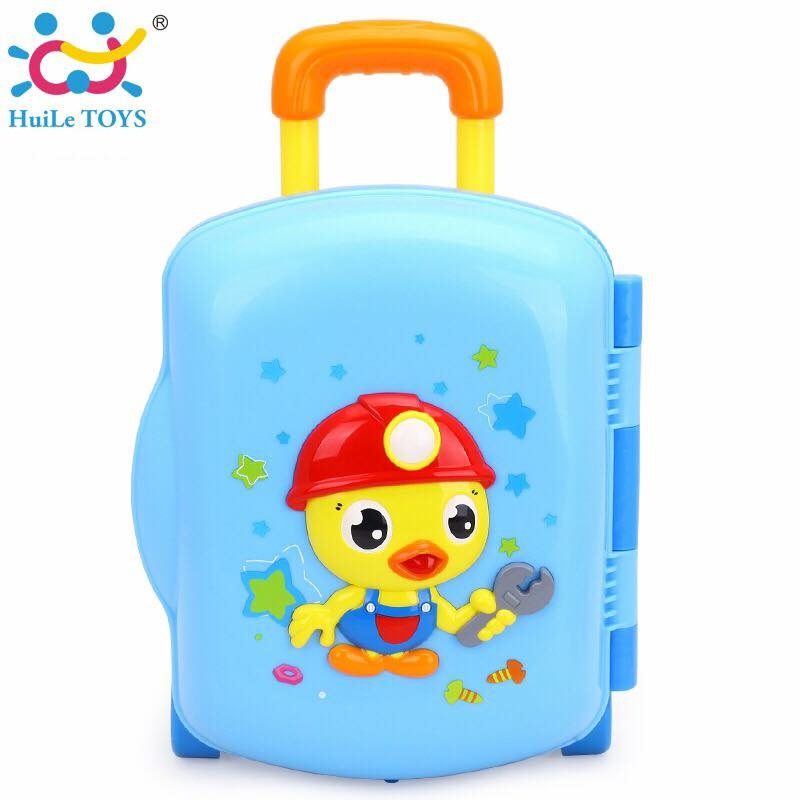 กระเป๋าเดินทางล้อลากสำหรับวิศวกรตัวจิ๋ว Huile Toys Carry-Along-Suitcase (Engineer)