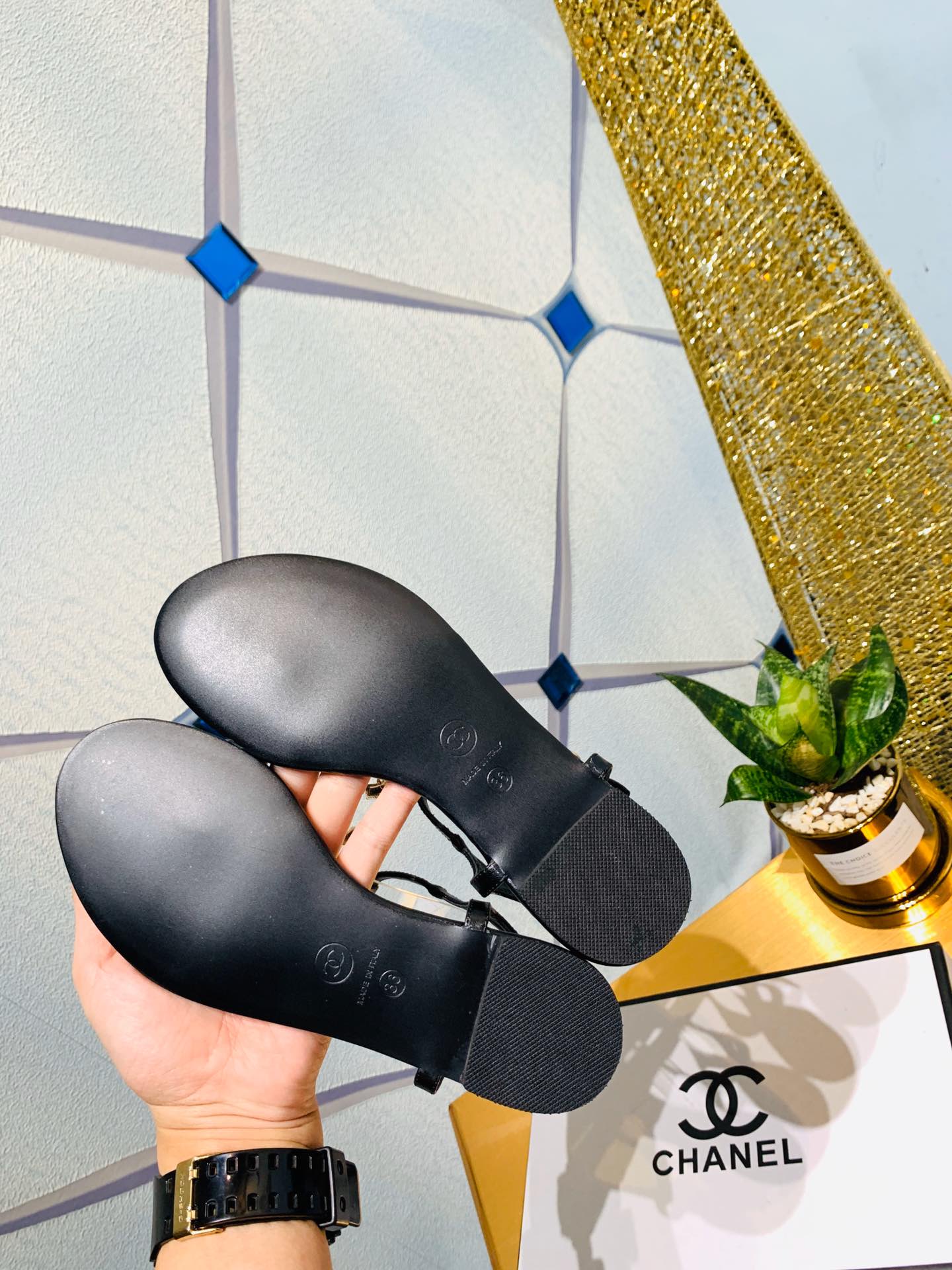 รองเท้าแตะ cn flat sandal แบบรัดส้น ไซส์ 34-40