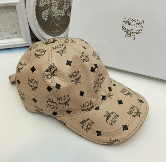 หมวก mcm cap hiend หลายแบบ สอบถามได้ค่ะสต็อคเปลี่ยนตลอด