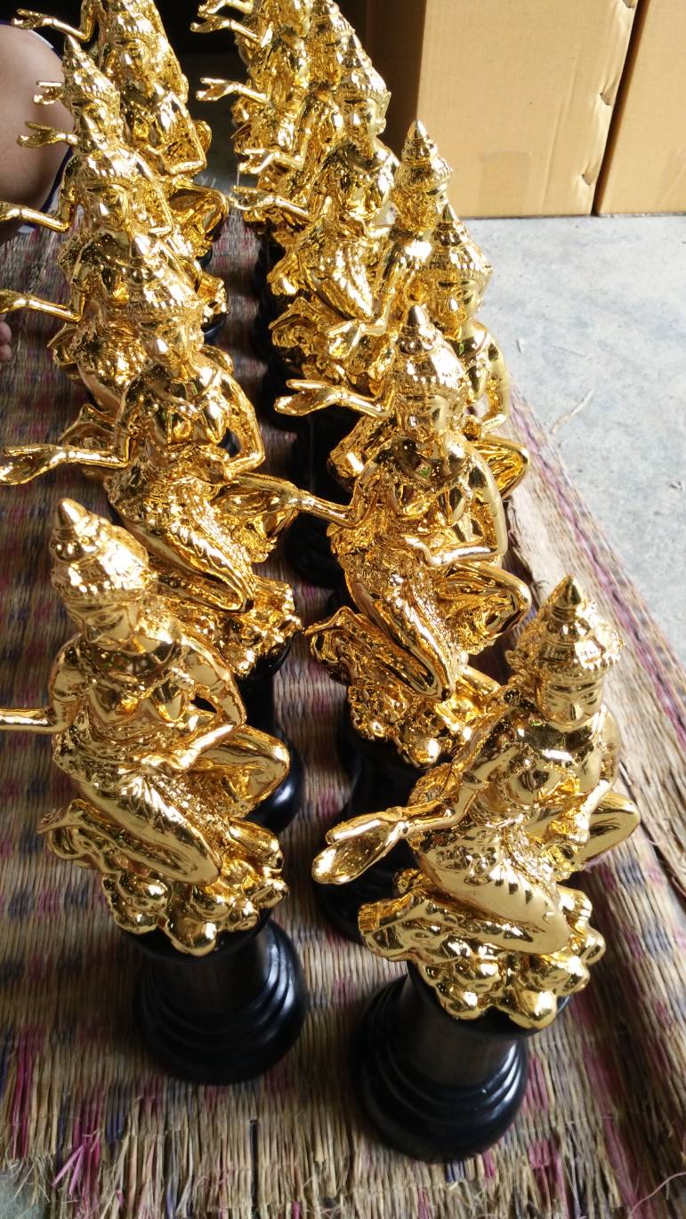 รับปั้นพระ หล่อพระเรซิ่น หล่อถ้วยรางวัล ปั้นขึ้ผึ้ง
