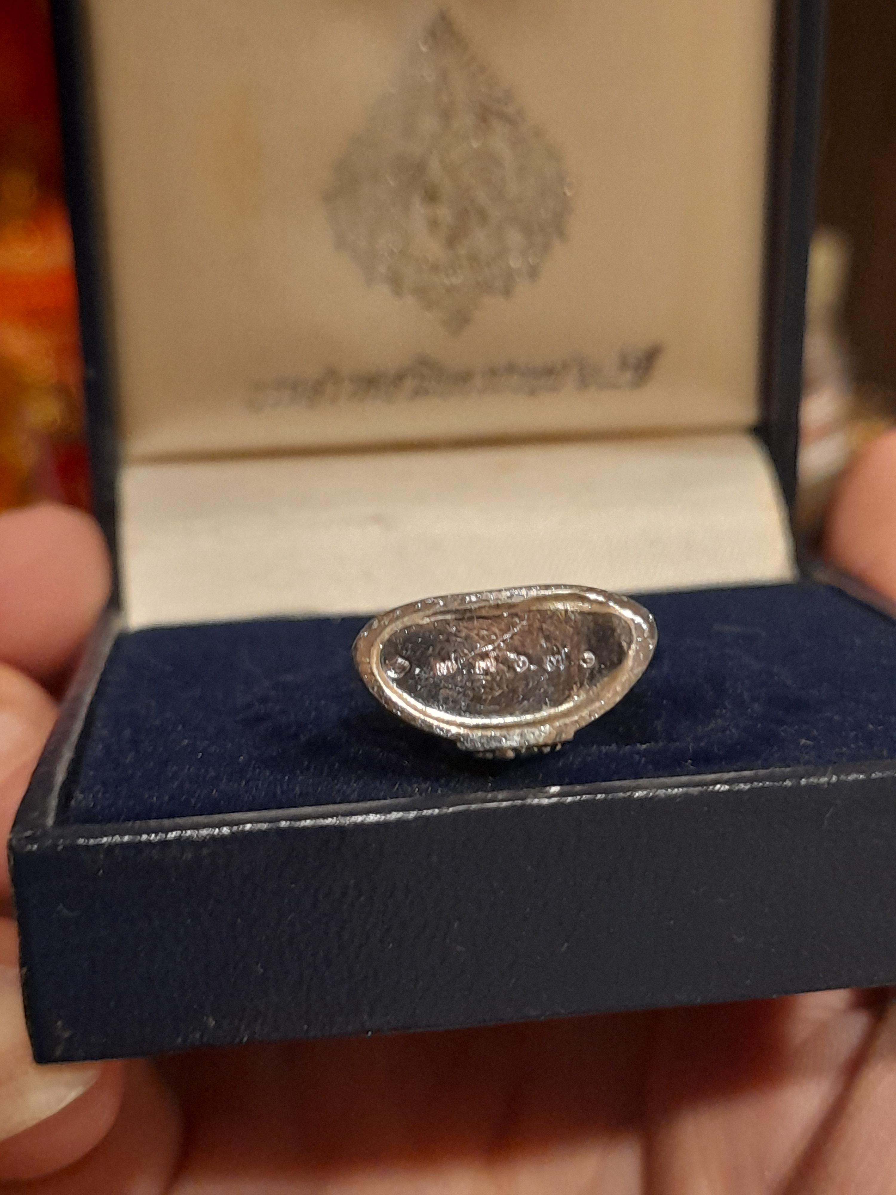 พระแก้วมรกต เนื้อเงินแท้ ปี2539 #รับประกันแท้ (ขนาดลอยองค์ ห้อยคอ น้ำหนัก ประมาณ10กรัม) - พิธีปลุกเสกใหญ่ใน วัดพระศรีรัตนศาสดาราม(วัดพระแก้ว)