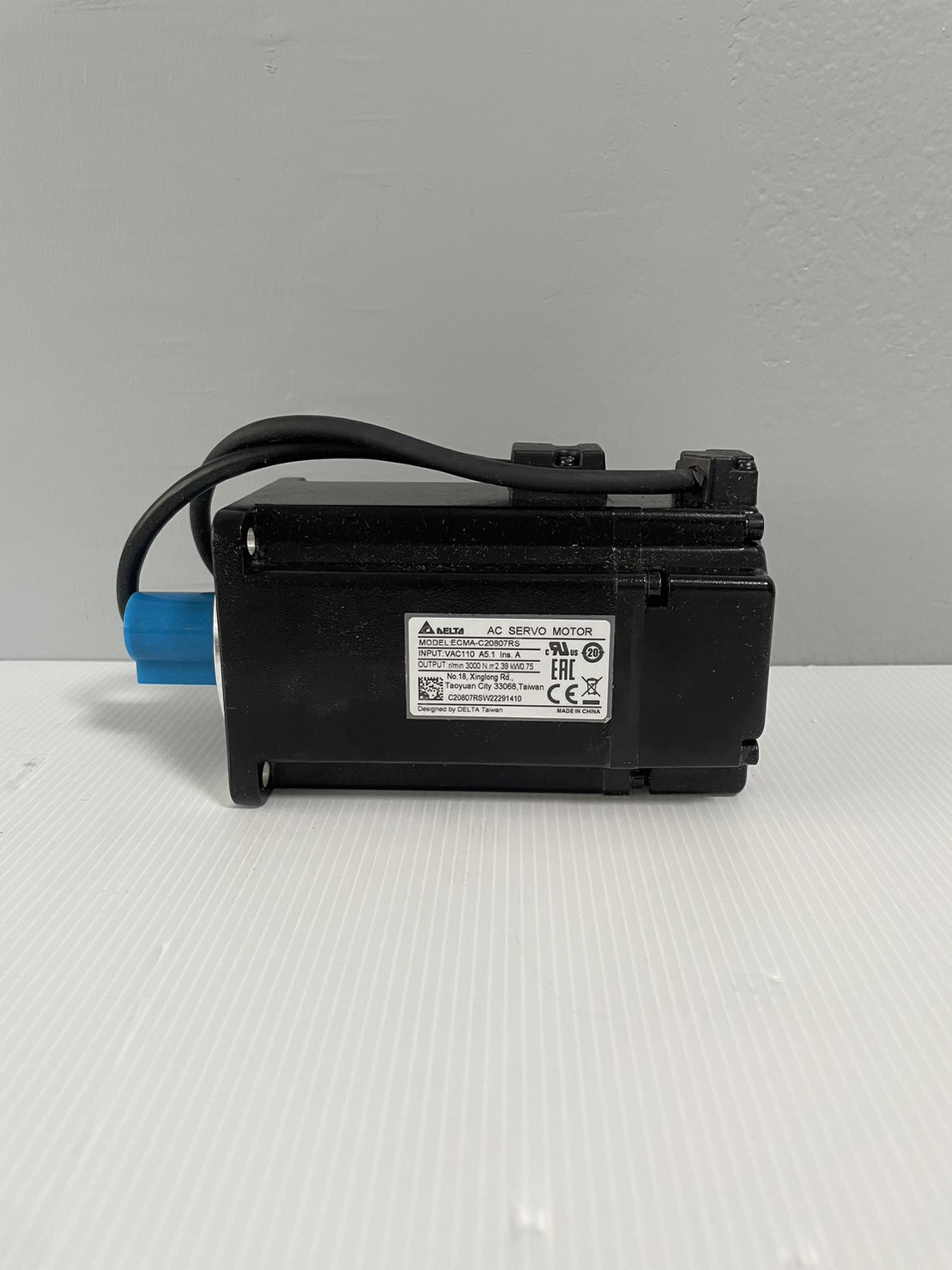 Delta AC Servo Motor Model:ECMA-C20807RS 750W (without brake)
