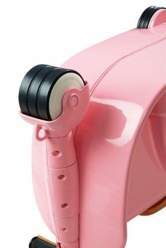 กระเป๋าเดินทางขับขี่ได้สำหรับเด็ก Skoot Children's Ride-On Suitcase (Candy Pink)
