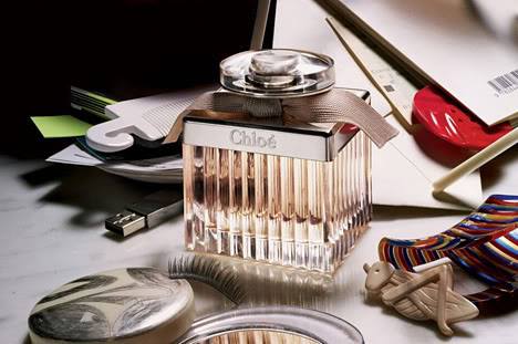 (ตัวเต็ม กล่อง Tester) Chloe' Eau De Parfum Natural Spray 75 mL ให้ความรู้สึกถึงผู้หญิงที่สวย หวาน แต่มีความมั่นใจในตัวเอง