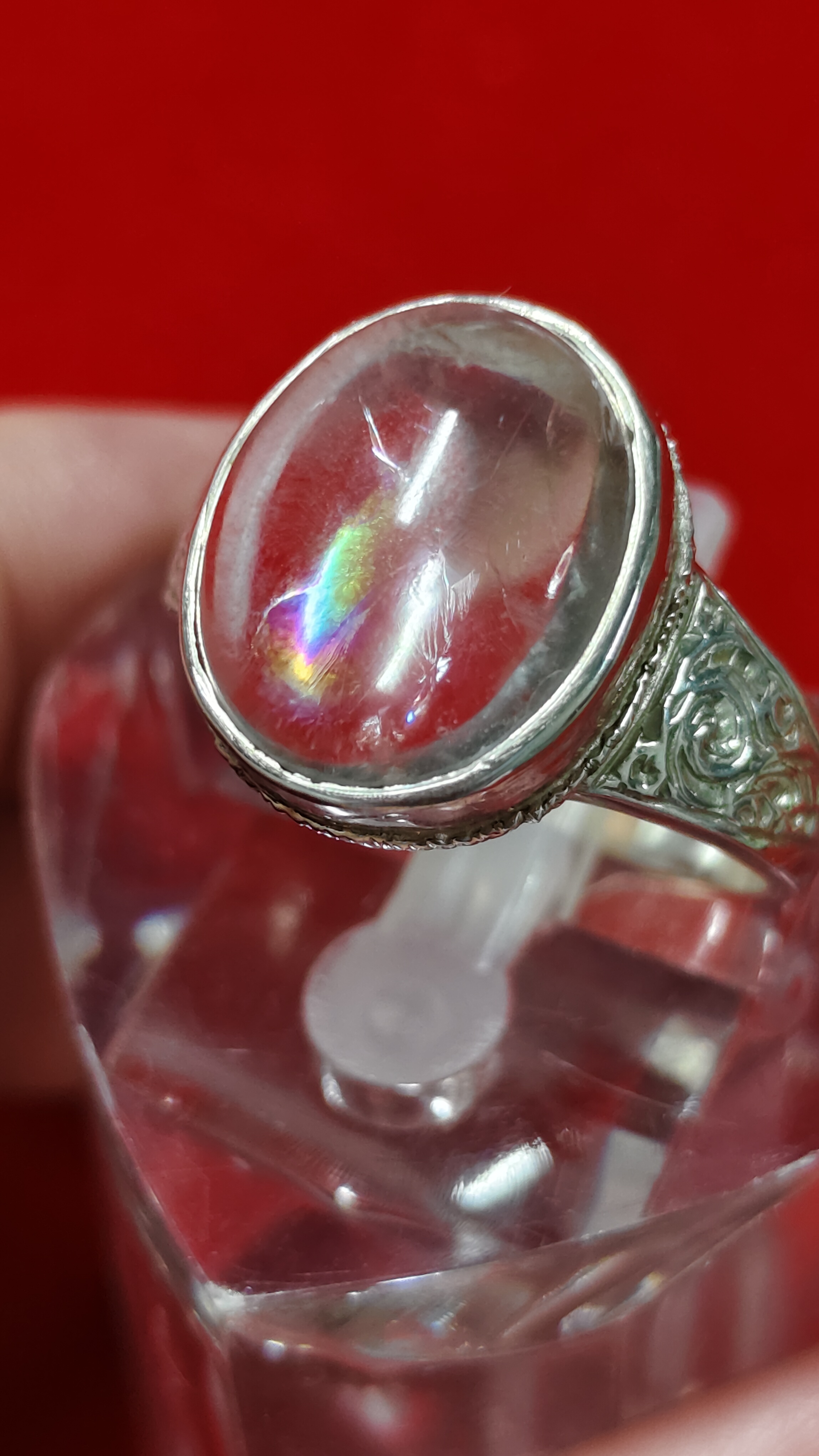 แหวนแก้วโป่งข่าม(แก้วประกายรุ้ง)