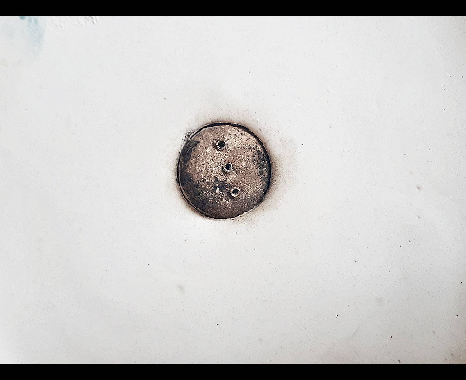 รูปหล่อ หลวงปุ่หมุน วัดบ้านจาน เนื้อโลหะทองเหลือง ยืนถือไม้เท้า พญานาค ขนาดบูชา (องค์ใหญ่ สูง21นิ้ว)