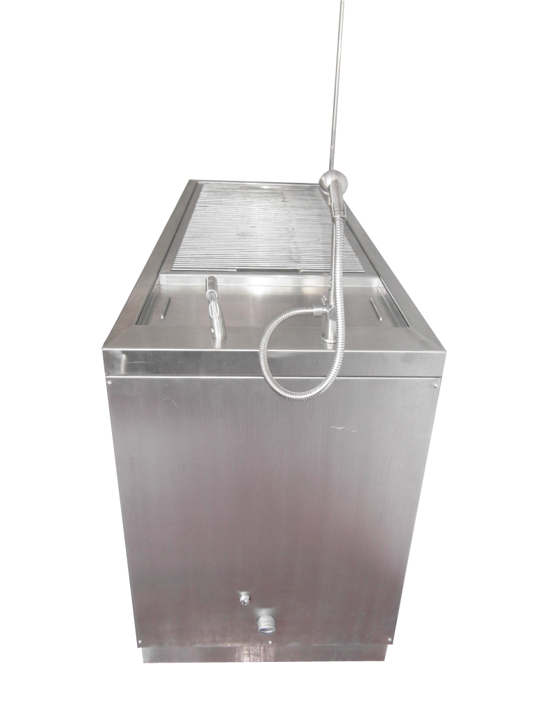 โต๊ะผ่าตัดสแตนเลส พร้อมซิงค์น้ำล้างแผลและตู้เก็บของในตัว